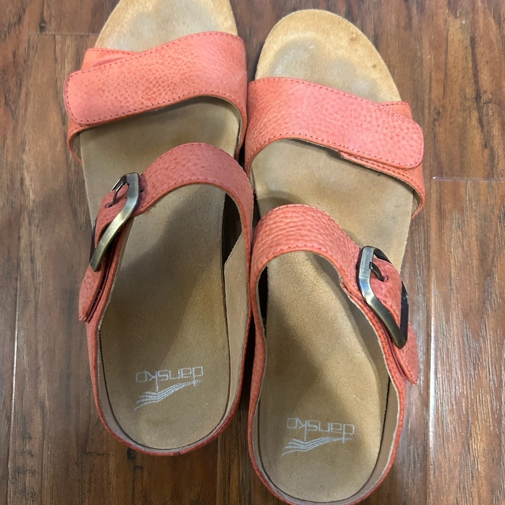 Dansko Tan Milled Burnished Tanya Womens Sandals in Coral Open Toe Slides - Picture 8 of 11
